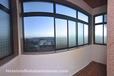 Hill top house mahabaleshwar