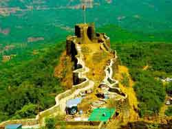 pratapgadh fort near mahabaleshwar